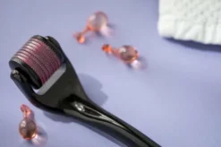 Begroting π DRS - Titanium 540 Needles Titanium Dermaroller 0.5mm Van Zeer Hoge Kwaliteit - Ultra Scherpe Naalden - Anti Slip Grip β€οΈ 10 Begroting π DRS - Titanium 540 Needles Titanium Dermaroller 0.5mm Van Zeer Hoge Kwaliteit - Ultra Scherpe Naalden - Anti Slip Grip β€οΈ -Beauty Winkel 550x366 17