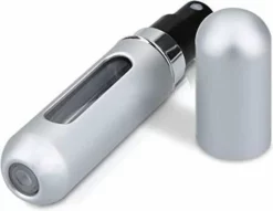 Uitgang β MaxedMore Navulbare Parfumverstuiver 5ml Rood/Licht Roze/ Oranje/Groen/ Blauw/ Grijs - 65 Keer Spraybare Parfum Verstuiver - Hervulbaar Tasverstuiver Voor Parfum - Meeneem Mini Geur Flesje Voor Op Reis - π Lipstick Formaat Navulbaar Parfumflesje βοΈ 18 Uitgang β MaxedMore Navulbare Parfumverstuiver 5ml Rood/Licht Roze/ Oranje/Groen/ Blauw/ Grijs - 65 Keer Spraybare Parfum Verstuiver - Hervulbaar Tasverstuiver Voor Parfum - Meeneem Mini Geur Flesje Voor Op Reis - π Lipstick Formaat Navulbaar Parfumflesje βοΈ -Beauty Winkel 550x425 6