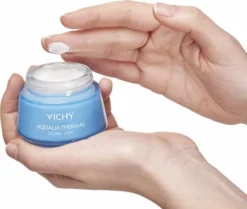 Kopen ❤️ Vichy Aqualia Thermal Hydraterende Dagcr Me Licht - 50ml - Normale Huid 🎉 -Beauty Winkel 550x465 1