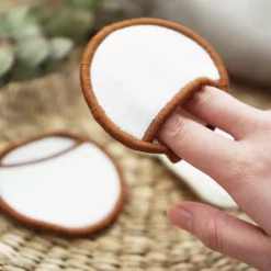 Kopen ⭐ Bamboozy 16 Herbruikbare Wattenschijfjes + Bamboe Houder - 12x Dagelijks 4x Scrub 4 Laags - Wasbare Wattenschijfjes Makeup Pads Zero Waste 🌟 -Beauty Winkel 550x550 208