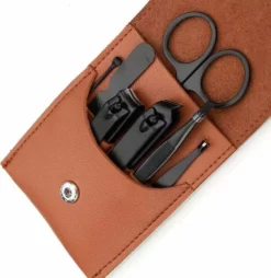 Coupon 👏 Fritzline Manicureset 7 Delig - Nagelset Incl. Nagelvijl & Nagelknipper - Nagel Verzorging - Zwart 🌟 -Beauty Winkel 550x566 2