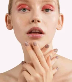 Korting ❤️ Pink Gellac | Sparkling Nude - Gellak - Vegan - Lichtroze - Glitter Finish - 15 Ml ⌛ -Beauty Winkel 550x627 8