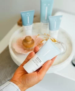 Kopen 🤩 Na?f Na F Verzorgende Dagcr Me Met SPF - 50ml - Gezichtsverzorging - Met Natuurlijke Ingredi Nten ⭐ -Beauty Winkel 550x666 2