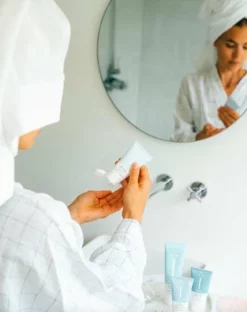 Kopen 🤩 Na?f Na F Verzorgende Dagcr Me Met SPF - 50ml - Gezichtsverzorging - Met Natuurlijke Ingredi Nten ⭐ -Beauty Winkel 550x695