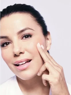 Top 10 💯 L?Or?al Paris L Or Al Paris Skin Expert Revitalift Filler Hyaluronzuur Ampullen - Kuur 7 Dagen 🌟 -Beauty Winkel 550x732