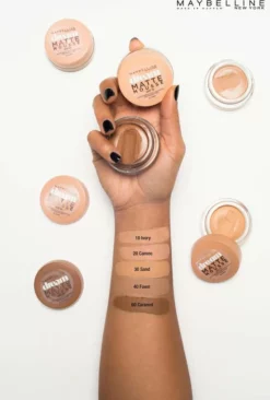 Goedkoop ⭐ Maybelline Dream Matte Mousse Foundation - 020 Cameo 🎉 -Beauty Winkel 550x816