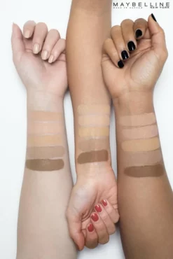 Goedkoop ⭐ Maybelline Dream Matte Mousse Foundation - 020 Cameo 🎉 -Beauty Winkel 550x824