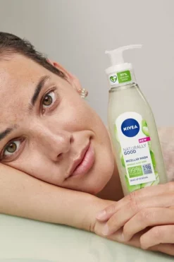 Top 10 ⭐ NIVEA Naturally Good Micellair Washgel Met Biologische Alo Vera - 140ml 💯 -Beauty Winkel 550x825 11
